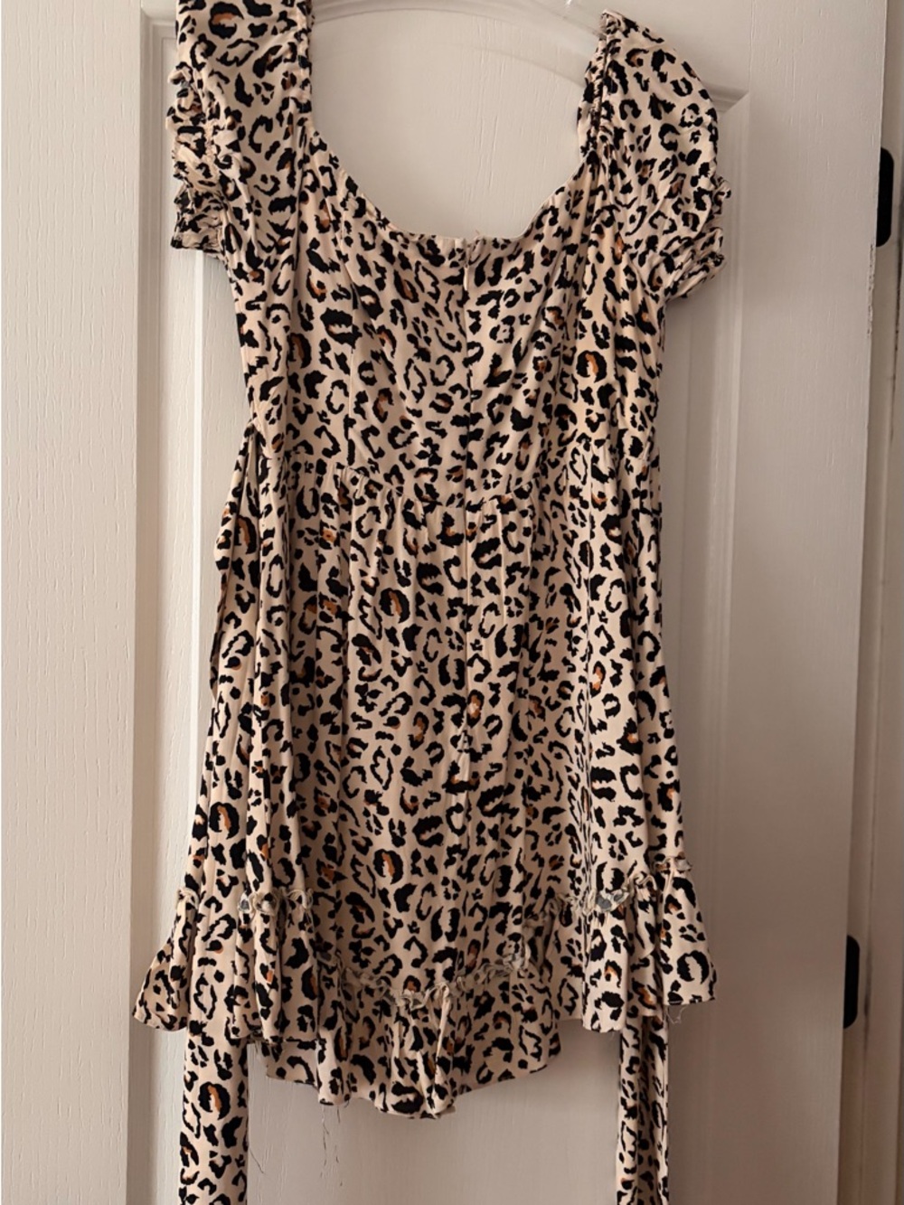 Selfie Leslie Beige Leopard Off-Shoulder Mini Dress - Picture 2 of 3